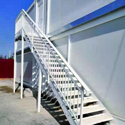 Short-cycle rapid construction, double-layer dynamic and static scientifically divided container houses, easy to be relocated repeatedly